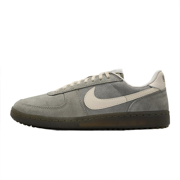 FIELD GENERAL