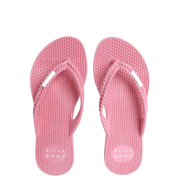 KICKS THONG