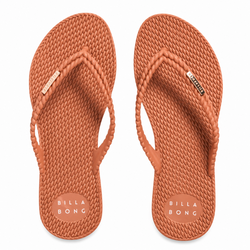 KICK BACK THONG - SOLID