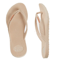 KICK BACK THONG - SOLID